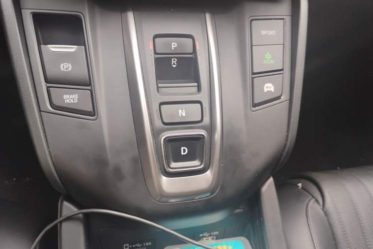 Used Honda Breeze 2021 Rui Hybrid 2.0L 2WD Rui Luxury Edition Gear Lever