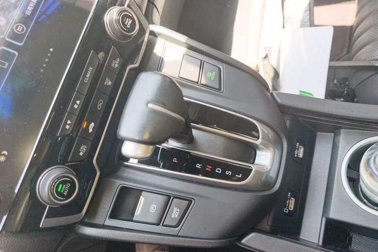 Used Honda Breeze 2021 240TURBO CVT Two-Wheel Drive Smart Enjoyment Version Gear Lever