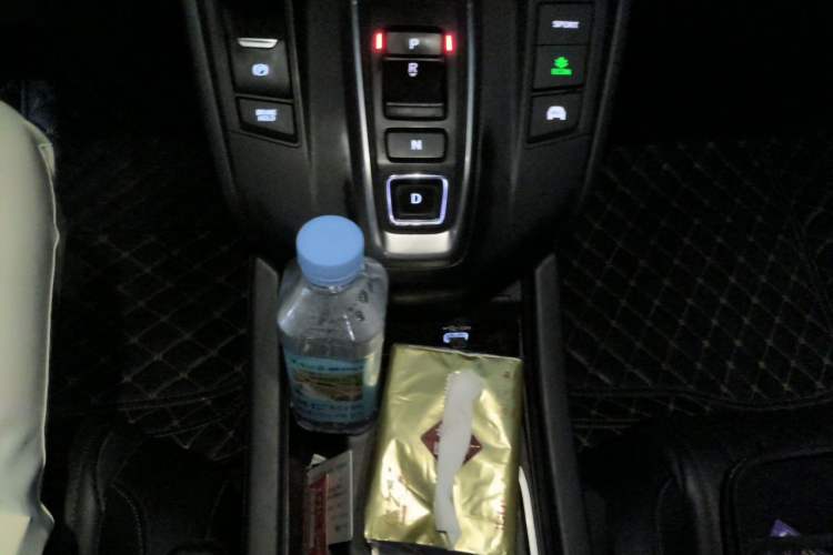 Used Honda Breeze 2021 Rui Hybrid 2.0L 2WD Rui Luxury Edition Gear Lever