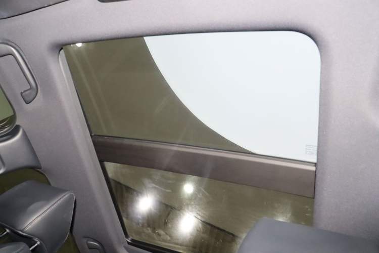 Used Honda Breeze 2021 240TURBO CVT Two-Wheel Drive Phantom Night Edition Headliner