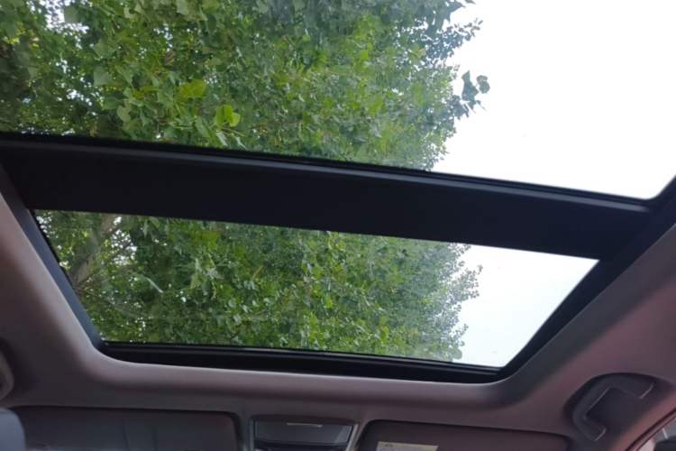 Used Honda Breeze 2021 240TURBO CVT Front-Wheel Drive Elite Edition Headliner