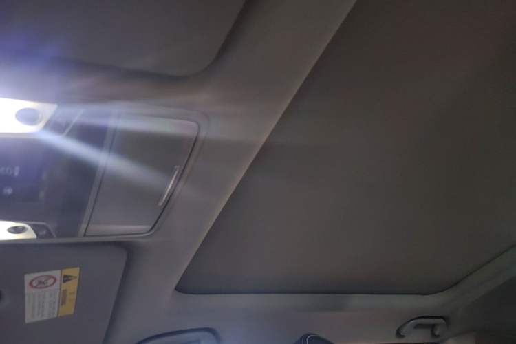 Used Honda Breeze 2021 240TURBO CVT Front-Wheel Drive Elite Edition Headliner