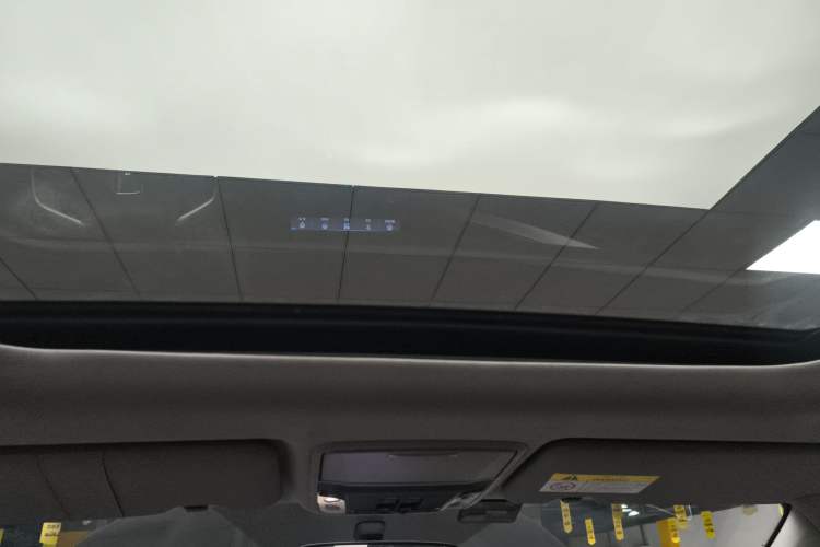 Used Honda Breeze 2021 240TURBO CVT Front-Wheel Drive Elite Edition Headliner