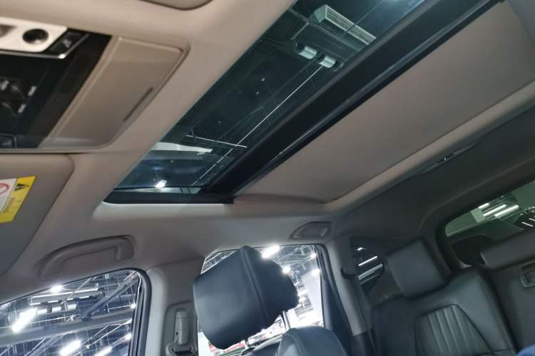 Used Honda Breeze 2021 240TURBO CVT Two-Wheel Drive Smart Enjoyment Version Headliner