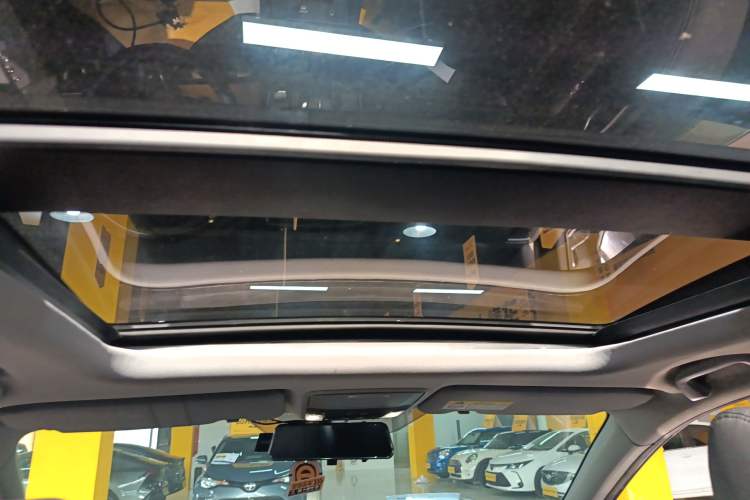 Used Honda Breeze 2021 240TURBO CVT Front-Wheel Drive Elite Edition Headliner