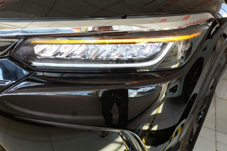 Used Honda Breeze 2021 240TURBO CVT Two-Wheel Drive Smart Enjoyment Version Left Front Headlight