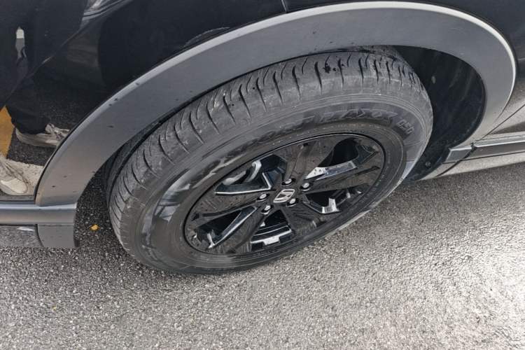 Used Honda Breeze 2021 240TURBO CVT Front-Wheel Drive Elite Edition Left Front Wheel Hub