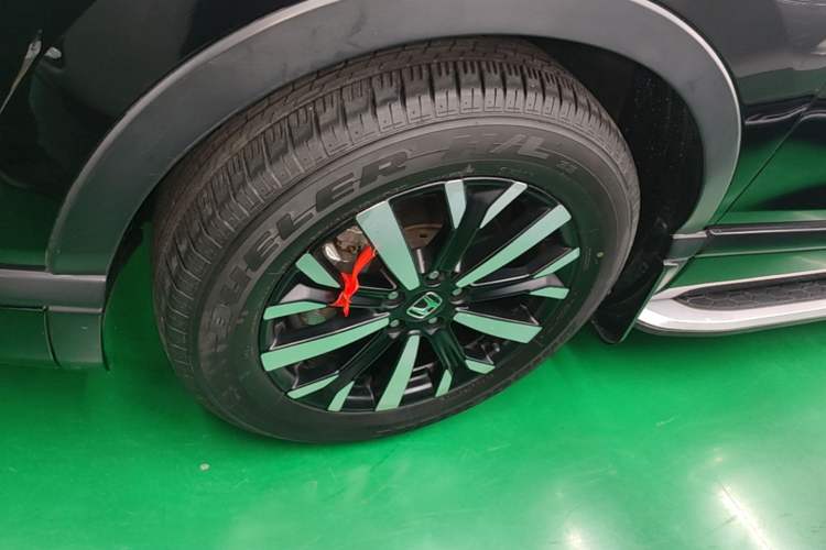 Used Honda Breeze 2021 Rui Hybrid 2.0L 2WD Rui Elite Edition Left Front Wheel Hub
