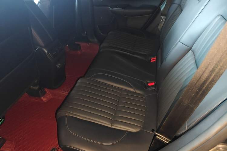 Used Honda Breeze 2021 240TURBO CVT Two-Wheel Drive Phantom Night Edition Left Rear Seat