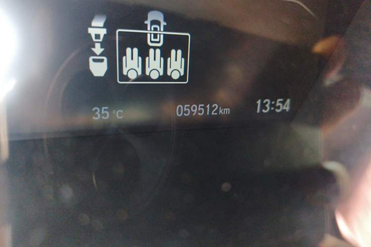 Used Honda Breeze 2021 240TURBO CVT Front-Wheel Drive Elite Edition Odometer Close Up