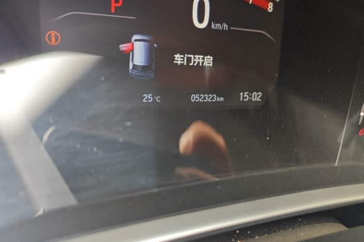 Used Honda Breeze 2021 240TURBO CVT Front-Wheel Drive Elite Edition Odometer Close Up