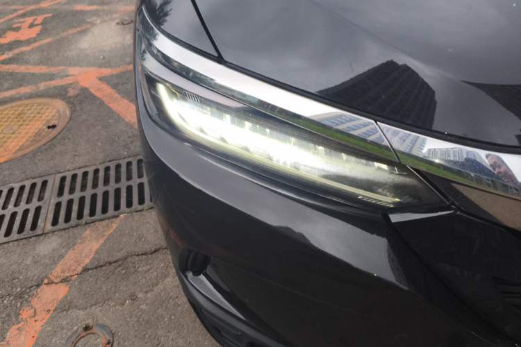 Used Honda Breeze 2021 240TURBO CVT Front-Wheel Drive Elite Edition Right Front Headlight