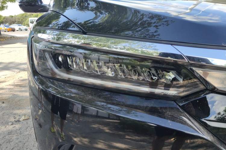 Used Honda Breeze 2021 240TURBO CVT 2WD Luxury Edition Right Front Headlight