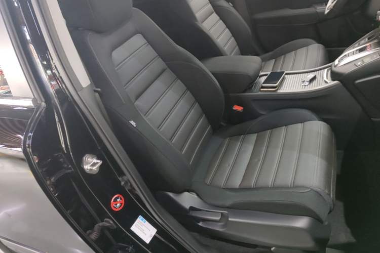 Used Honda Breeze 2021 Rui Hybrid 2.0L 2WD Rui Elite Edition Right Front Seat