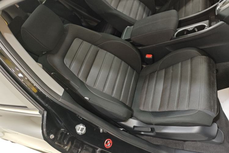 Used Honda Breeze 2021 240TURBO CVT Front-Wheel Drive Elite Edition Right Front Seat