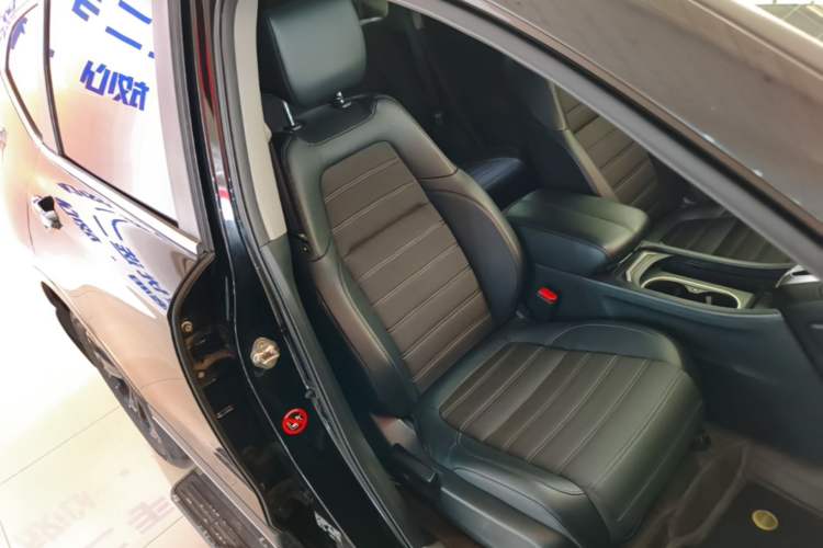 Used Honda Breeze 2021 240TURBO CVT 2WD Luxury Edition Right Front Seat