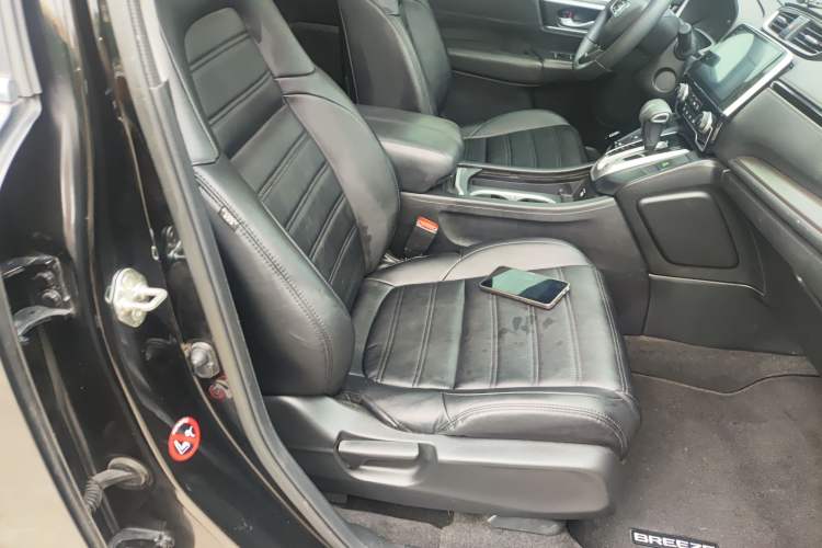 Used Honda Breeze 2021 240TURBO CVT Front-Wheel Drive Elite Edition Right Front Seat
