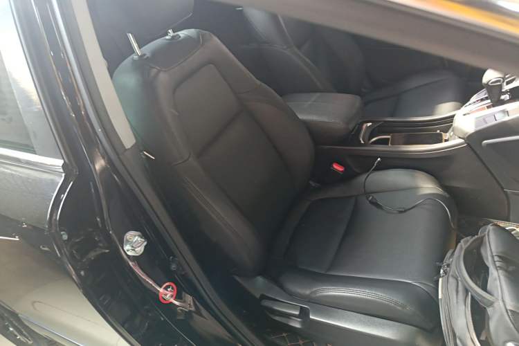 Used Honda Breeze 2021 240TURBO CVT Front-Wheel Drive Elite Edition Right Front Seat