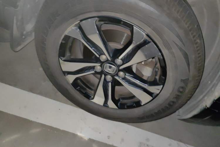 Used Honda Breeze 2021 240TURBO CVT 2WD Prestige Edition Right Front Wheel Hub