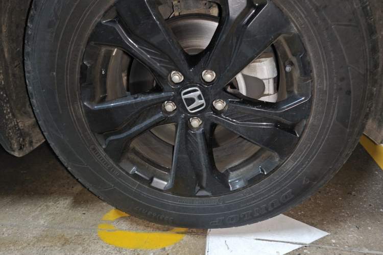 Used Honda Breeze 2021 240TURBO CVT Front-Wheel Drive Elite Edition Right Front Wheel Hub