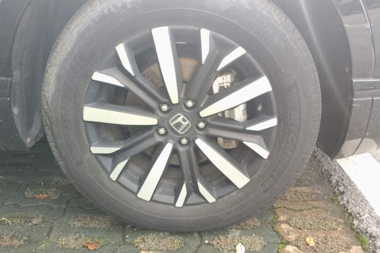 Used Honda Breeze 2021 Rui Hybrid 2.0L 2WD Rui Prestige Edition Right Front Wheel Hub