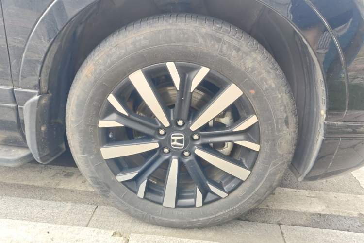 Used Honda Breeze 2021 Rui Hybrid 2.0L 2WD Rui Luxury Edition Right Front Wheel Hub