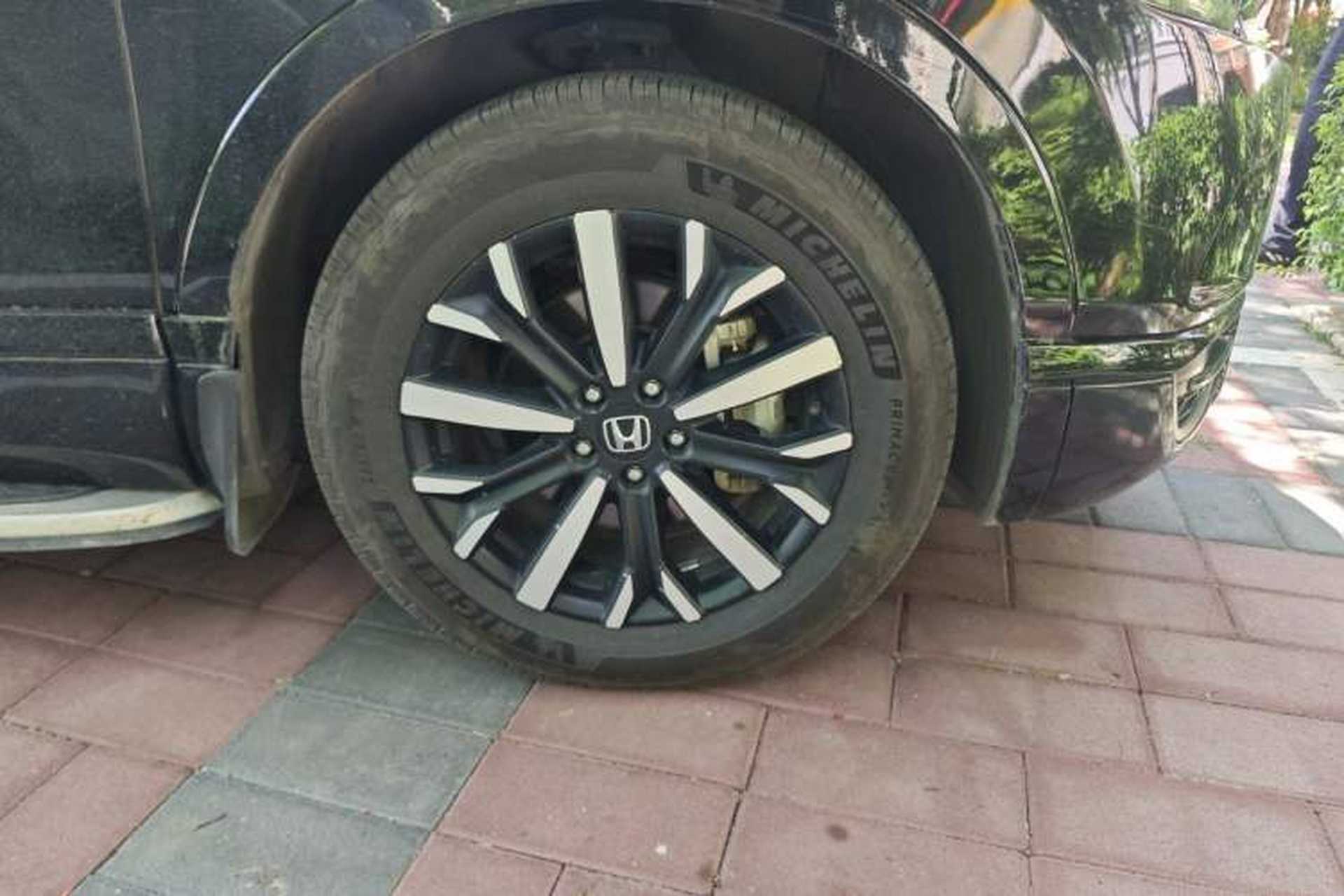 Used Honda Breeze 2021 Rui Hybrid 2.0L 2WD Rui Prestige Edition Right Front Wheel Hub