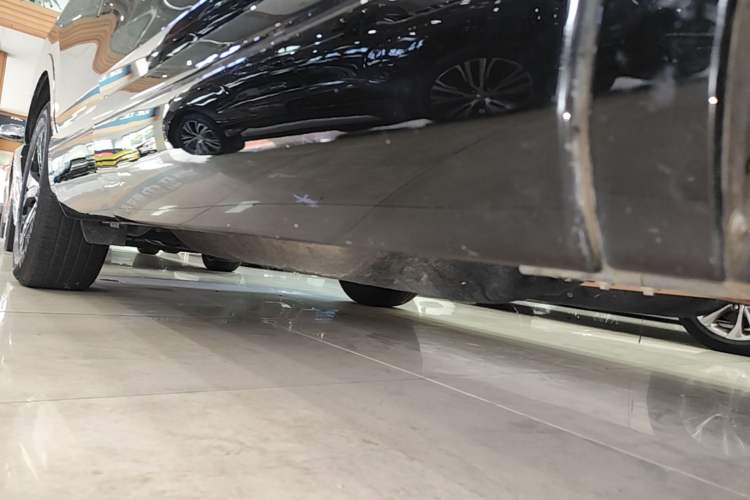 Used Honda Breeze 2021 240TURBO CVT 2WD Prestige Edition Right Side Sill