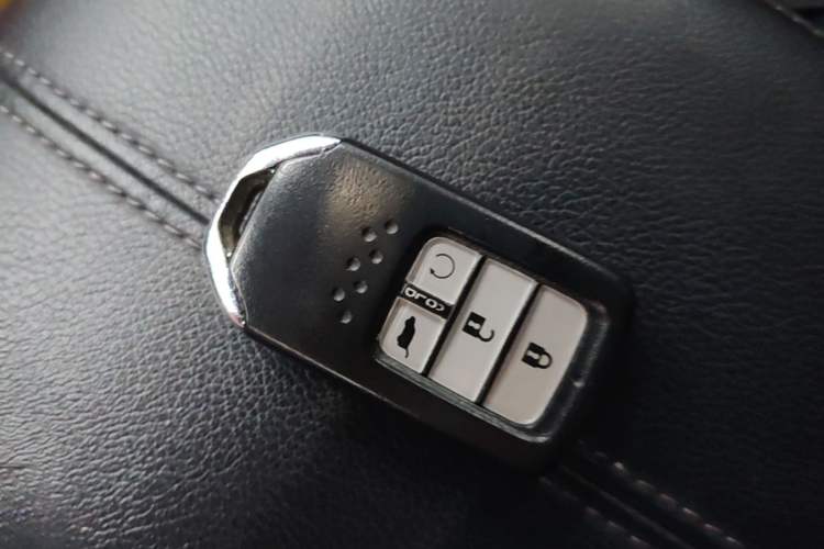 Used Honda Breeze 2021 Rui Hybrid 2.0L 2WD Rui Phantom Night Edition Vehicle Key