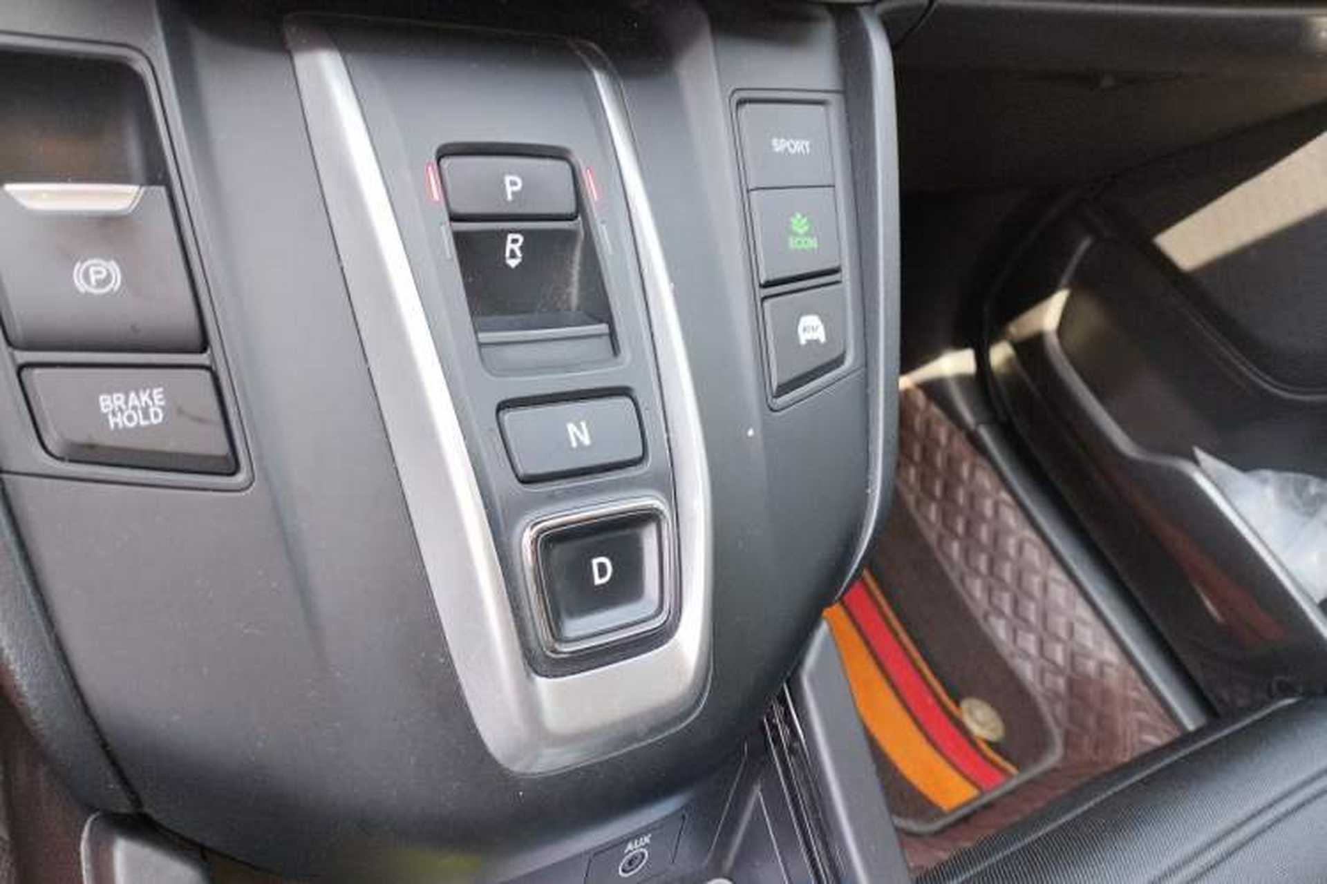 Used Honda Breeze 2021 Rui Hybrid 2.0L 2WD Rui Elite Edition Gear Lever
