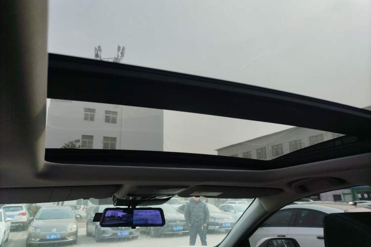 Used Honda Breeze 2021 240TURBO CVT Two-Wheel Drive Smart Enjoyment Version Headliner