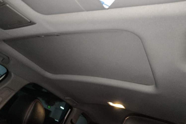 Used Honda Breeze 2021 Rui Hybrid 2.0L 2WD Rui Elite Edition Headliner