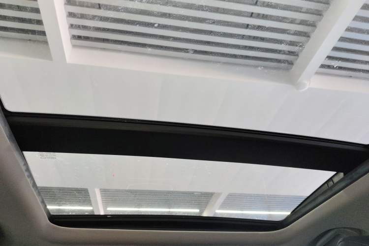 Used Honda Breeze 2021 240TURBO CVT 2WD Prestige Edition Headliner