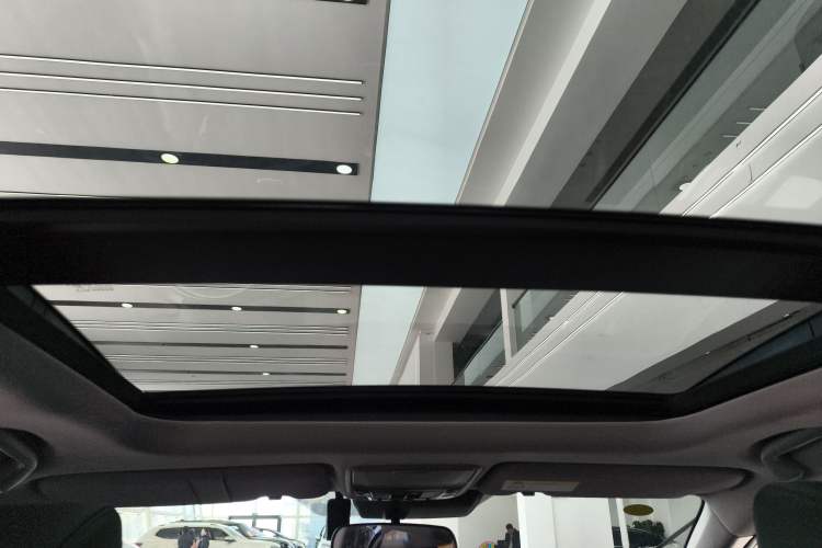 Used Honda Breeze 2021 240TURBO CVT Two-Wheel Drive Smart Enjoyment Version Headliner