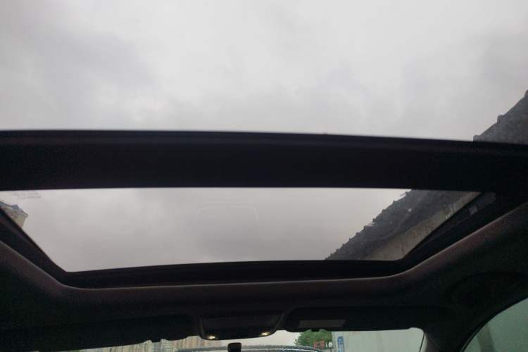 Used Honda Breeze 2021 240TURBO CVT Front-Wheel Drive Elite Edition Headliner