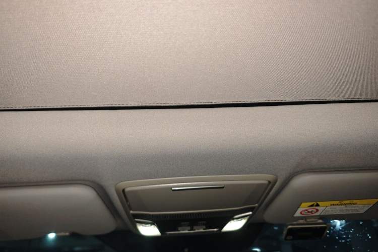 Used Honda Breeze 2021 240TURBO CVT Two-Wheel Drive Smart Enjoyment Version Headliner