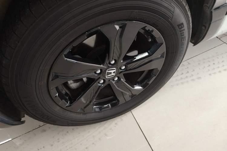 Used Honda Breeze 2021 240TURBO CVT Front-Wheel Drive Elite Edition Left Front Wheel Hub