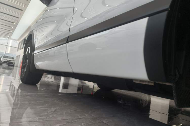 Used Honda Breeze 2021 240TURBO CVT Two-Wheel Drive Smart Enjoyment Version Left Side Sill