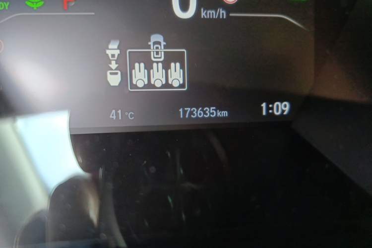 Used Honda Breeze 2021 Rui Hybrid 2.0L 2WD Rui Elite Edition Odometer Close Up