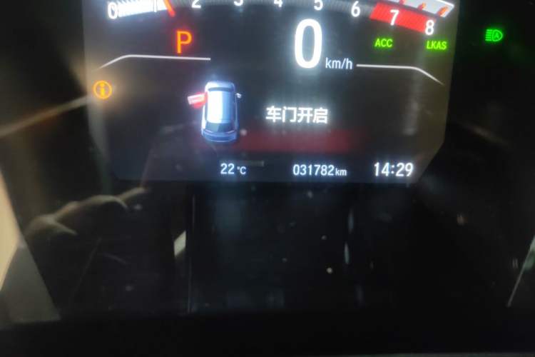 Used Honda Breeze 2021 240TURBO CVT Two-Wheel Drive Smart Enjoyment Version Odometer Close Up