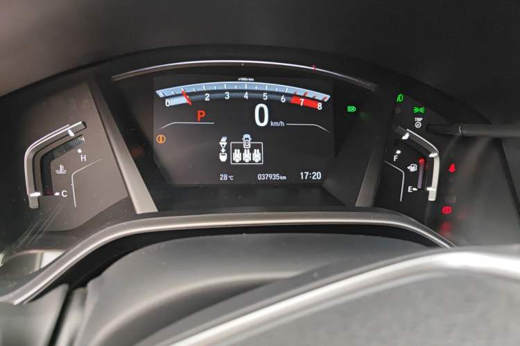 Used Honda Breeze 2021 240TURBO CVT Four-Wheel Drive Prestige Edition Odometer Close Up