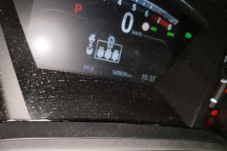Used Honda Breeze 2021 240TURBO CVT Four-Wheel Drive Prestige Edition Odometer Close Up