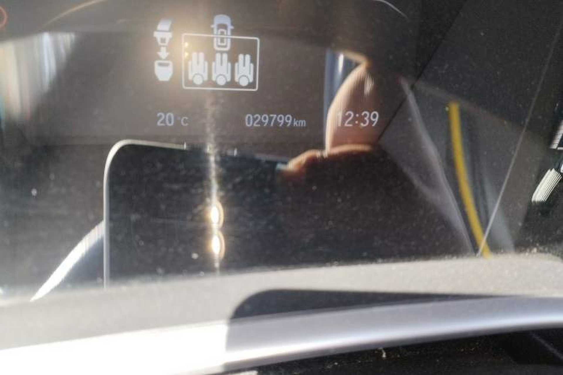 Used Honda Breeze 2021 Rui Hybrid 2.0L 2WD Rui Elite Edition Odometer Close Up