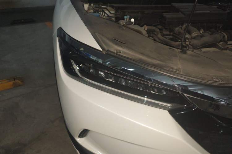 Used Honda Breeze 2021 240TURBO CVT Front-Wheel Drive Elite Edition Right Front Headlight