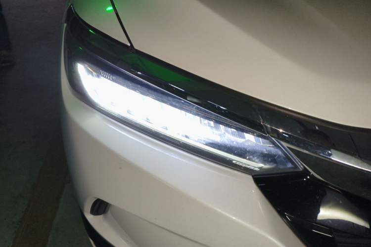 Used Honda Breeze 2021 240TURBO CVT Front-Wheel Drive Elite Edition Right Front Headlight