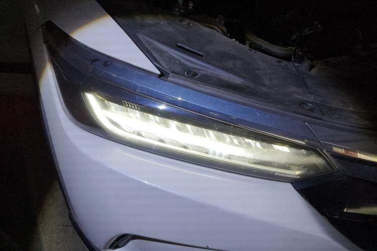 Used Honda Breeze 2021 240TURBO CVT Front-Wheel Drive Elite Edition Right Front Headlight