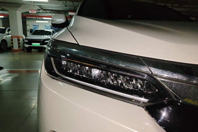 Used Honda Breeze 2021 240TURBO CVT Two-Wheel Drive Smart Enjoyment Version Right Front Headlight