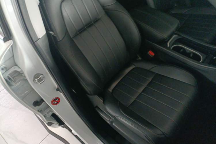 Used Honda Breeze 2021 240TURBO CVT Front-Wheel Drive Elite Edition Right Front Seat