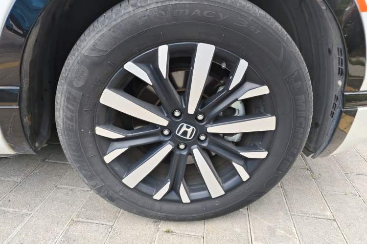 Used Honda Breeze 2021 Rui Hybrid 2.0L 2WD Rui Luxury Edition Right Front Wheel Hub