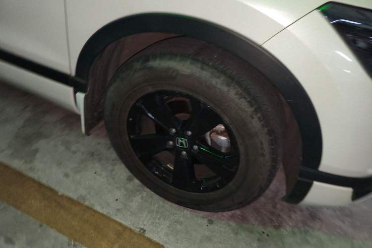 Used Honda Breeze 2021 240TURBO CVT Front-Wheel Drive Elite Edition Right Front Wheel Hub